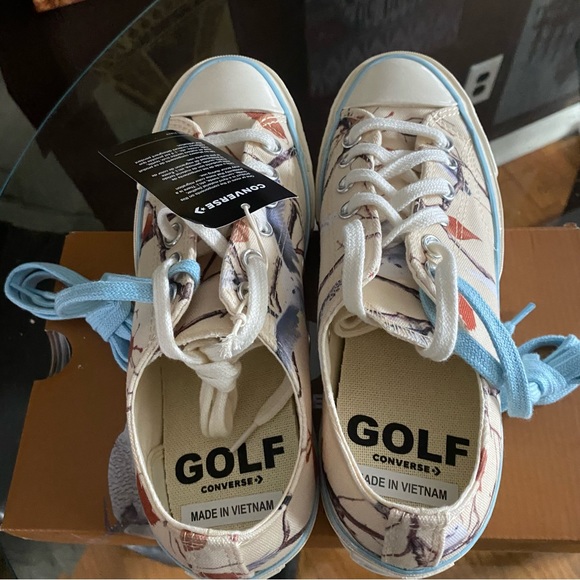 Converse Chuck 70 Low Top Sneakers - Picture 4 of 6